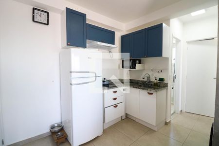 Sala / Cozinha de apartamento à venda com 2 quartos, 42m² em Vila das Belezas, São Paulo