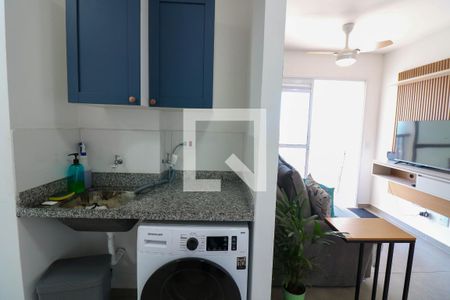 Sala / Cozinha de apartamento à venda com 2 quartos, 42m² em Vila das Belezas, São Paulo