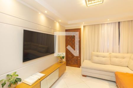 Sala de casa de condomínio à venda com 3 quartos, 107m² em Fazenda Aricanduva, São Paulo