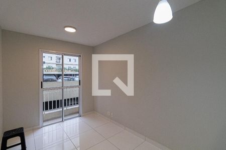 Sala/Cozinha/Área de Serviço  de apartamento à venda com 2 quartos, 47m² em Jardim Cotinha, São Paulo