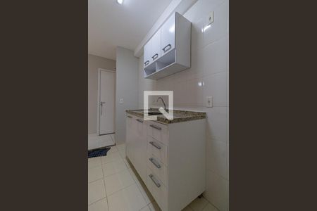 Sala/Cozinha/Área de Serviço  de apartamento à venda com 2 quartos, 47m² em Jardim Cotinha, São Paulo