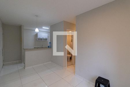 Sala/Cozinha/Área de Serviço  de apartamento à venda com 2 quartos, 47m² em Jardim Cotinha, São Paulo