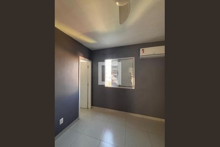 Quarto de casa de condomínio para alugar com 2 quartos, 93m² em Jardim Helena Maria, Guarujá