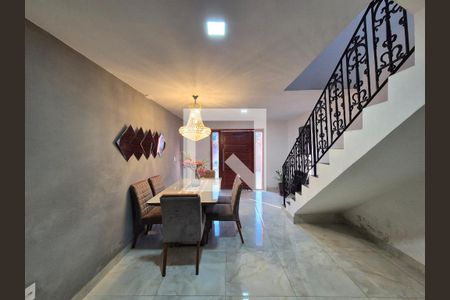 Casa de Condomínio para alugar com 3 quartos, 120m² em Vargem Pequena, Rio de Janeiro