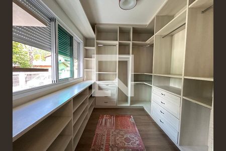 Suíte 1  de casa para alugar com 3 quartos, 500m² em Córrego Grande, Florianópolis