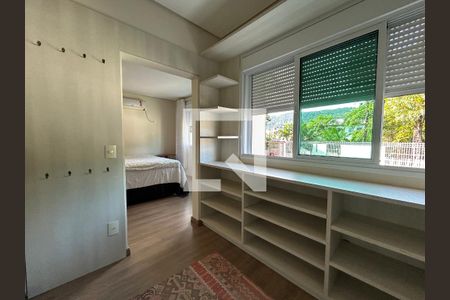Suíte 1 de casa para alugar com 3 quartos, 500m² em Córrego Grande, Florianópolis