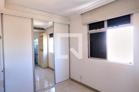 Suíte de apartamento à venda com 4 quartos, 175m² em Esplanada, Belo Horizonte