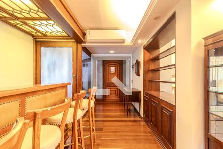 Sala de apartamento para alugar com 3 quartos, 240m² em Floresta, Porto Alegre