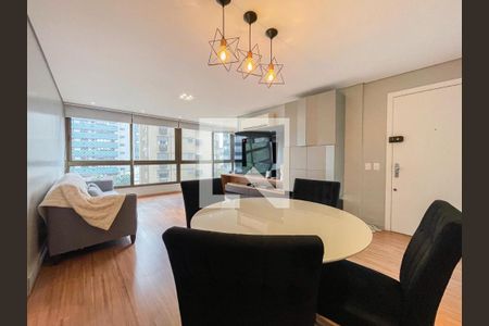 Sala de apartamento para alugar com 3 quartos, 120m² em Auxiliadora, Porto Alegre