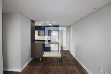 Sala / Cozinha de apartamento à venda com 2 quartos, 45m² em Conjunto Residencial José Bonifácio, São Paulo