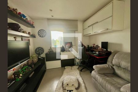 Quarto de apartamento à venda com 3 quartos, 110m² em Vila Anglo Brasileira, São Paulo