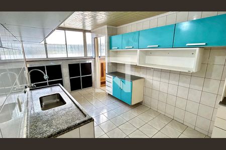 Cozinha de apartamento à venda com 2 quartos, 63m² em Parque Cecap, Guarulhos