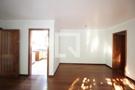 Sala de apartamento para alugar com 3 quartos, 120m² em Petrópolis, Porto Alegre