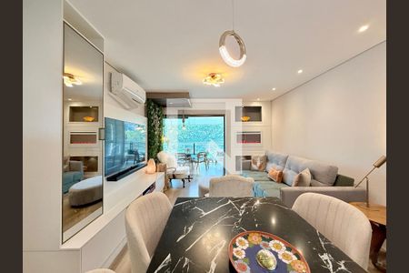 Sala  de apartamento à venda com 2 quartos, 87m² em Santo Amaro, São Paulo