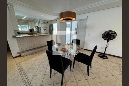 Sala de casa para alugar com 3 quartos, 311m² em Jurerê, Florianópolis