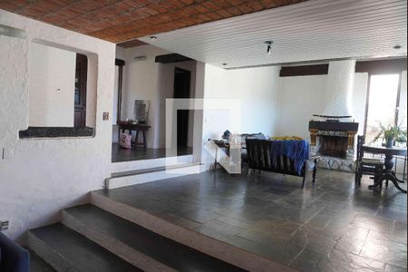 Sala de Estar de casa de condomínio à venda com 3 quartos, 500m² em Morada dos Pássaros, Barueri