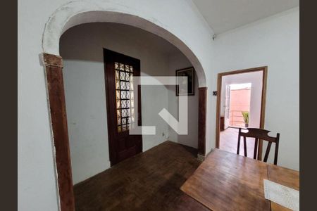 Casa à venda com 4 quartos, 233m² em Vila Guiomar, Santo André