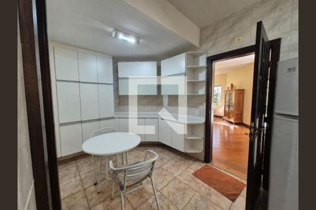 Casa à venda com 4 quartos, 243m² em Morumbi, São Paulo