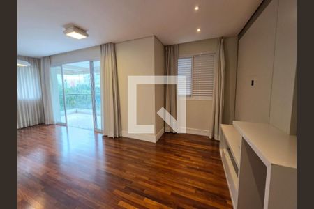 Apartamento para alugar com 3 quartos, 121m² em Santo Amaro, São Paulo