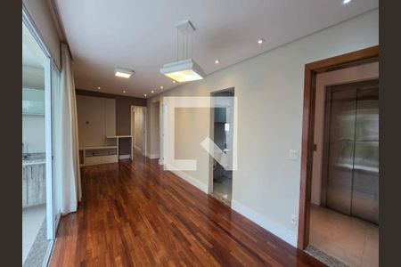 Apartamento para alugar com 3 quartos, 121m² em Santo Amaro, São Paulo