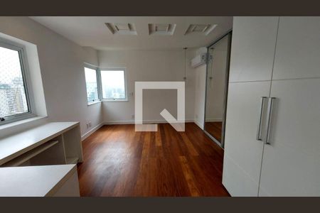 Apartamento à venda com 5 quartos, 340m² em Barra da Tijuca, Rio de Janeiro