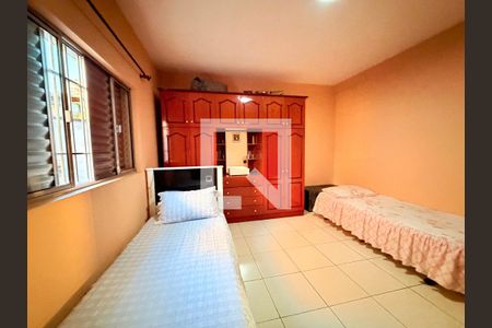 Casa à venda com 3 quartos, 260m² em Jardim Vaz de Lima, São Paulo