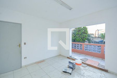 Casa para alugar com 2 quartos, 232m² em Vila Gea, São Paulo