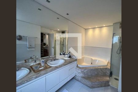Apartamento para alugar com 3 quartos, 212m² em Vila Suzana, São Paulo