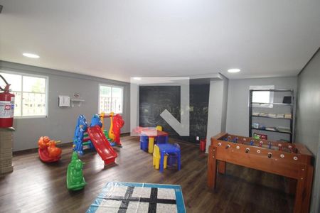 Apartamento à venda com 2 quartos, 51m² em Parque Maria Domitila, São Paulo