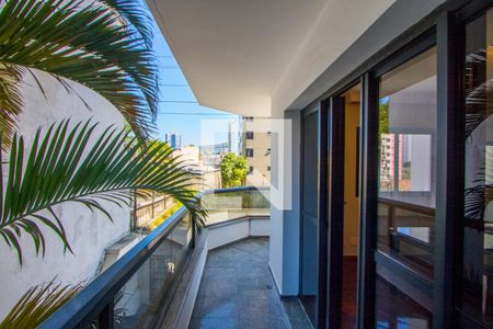 Varanda da sala de apartamento à venda com 3 quartos, 150m² em Vila Bastos, Santo André