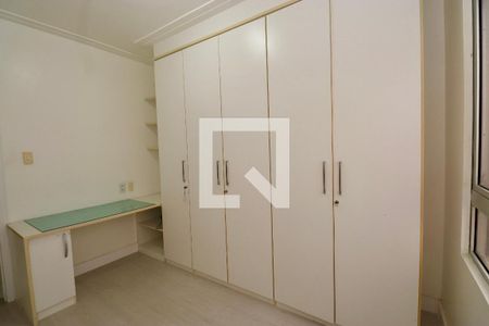 Quarto 1 de apartamento para alugar com 3 quartos, 75m² em Costa Azul, Salvador
