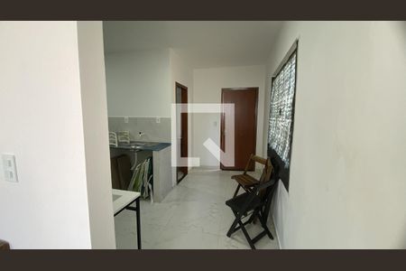 Cozinha de apartamento para alugar com 1 quarto, 40m² em Jardim Esperança, Cabo Frio