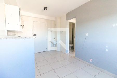 Sala/Cozinha de apartamento para alugar com 2 quartos, 35m² em Colônia (zona Leste), São Paulo