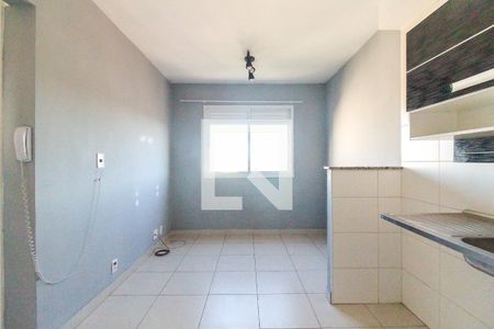 Sala/Cozinha de apartamento para alugar com 2 quartos, 35m² em Colônia (zona Leste), São Paulo
