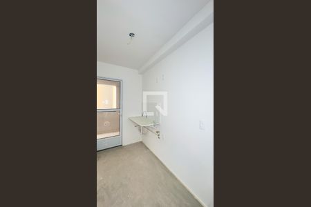 Cozinha e Área de Serviço de apartamento para alugar com 2 quartos, 45m² em Várzea de Baixo, São Paulo
