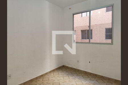Quarto 2 de apartamento para alugar com 2 quartos, 42m² em Jardim Dom José, Embu das Artes