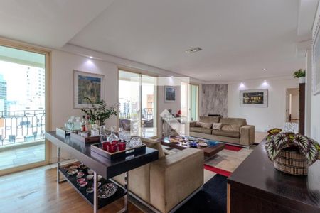 Apartamento à venda com 3 quartos, 237m² em Campo Belo, São Paulo