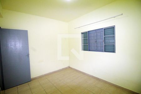 Quarto de casa à venda com 1 quarto, 75m² em Olaria, Rio de Janeiro