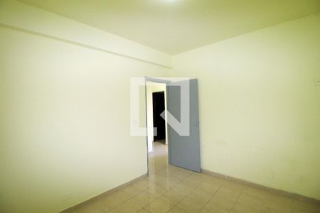 Quarto de casa à venda com 1 quarto, 75m² em Olaria, Rio de Janeiro