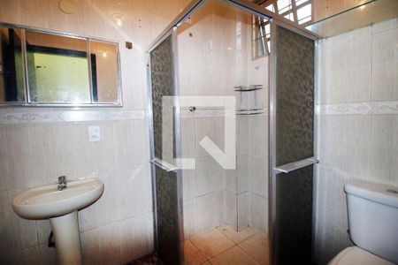 Banheiro de casa à venda com 1 quarto, 75m² em Olaria, Rio de Janeiro