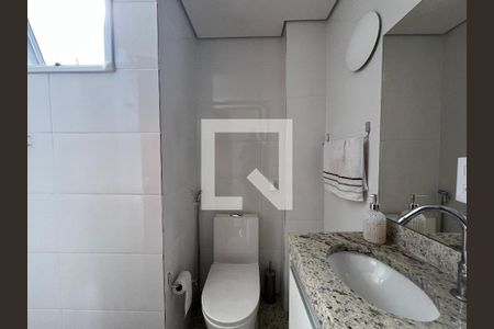 Banheiro Social de apartamento à venda com 2 quartos, 68m² em Heliópolis, Belo Horizonte