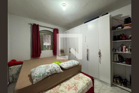 Quarto 1 de casa à venda com 2 quartos, 320m² em Recanto das Emas, Brasília