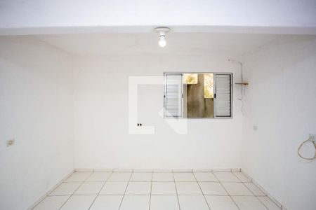 Quarto de casa para alugar com 1 quarto, 30m² em Serraria, Diadema