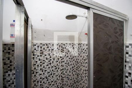 Banheiro de casa à venda com 1 quarto, 54m² em Bonsucesso, Rio de Janeiro