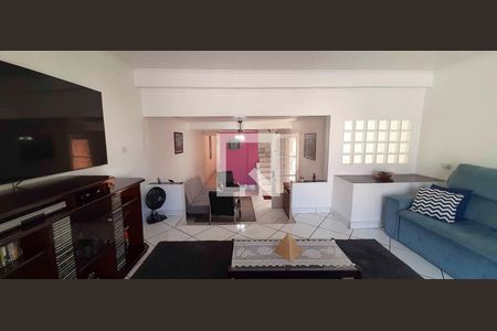 Casa à venda com 3 quartos, 170m² em Cidade das Flores, Osasco