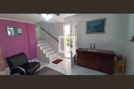Casa à venda com 3 quartos, 170m² em Cidade das Flores, Osasco
