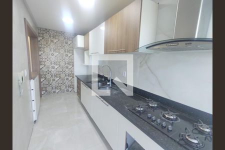 Cozinha de apartamento à venda com 2 quartos, 68m² em Niterói, Canoas
