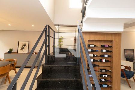 Escada  de casa de condomínio à venda com 4 quartos, 298m² em Tremembé, São Paulo