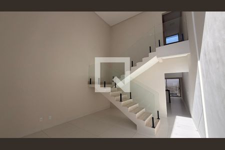 Casa à venda com 3 quartos, 180m² em Moinho dos Ventos, Goiânia