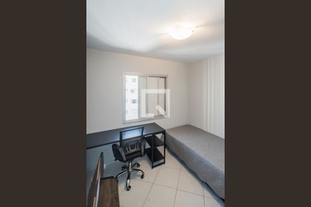 Quarto 1 de apartamento para alugar com 2 quartos, 57m² em Bosque da Saúde, São Paulo